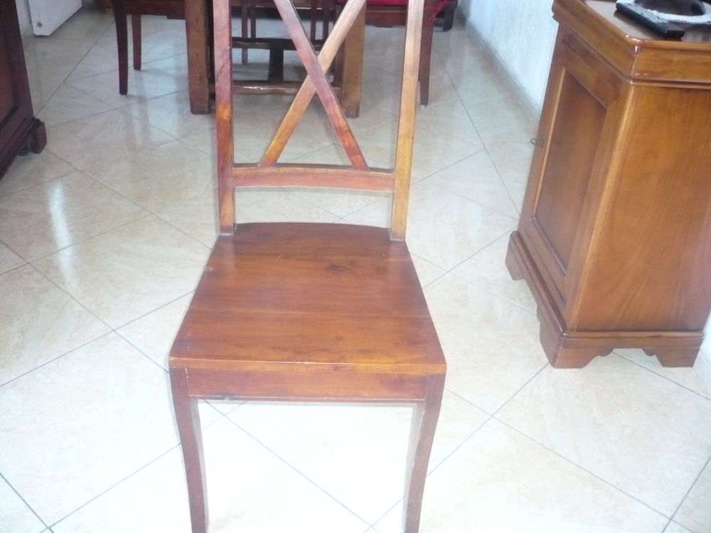 lot de 2 chaises bois massif 50 Toulon (83)