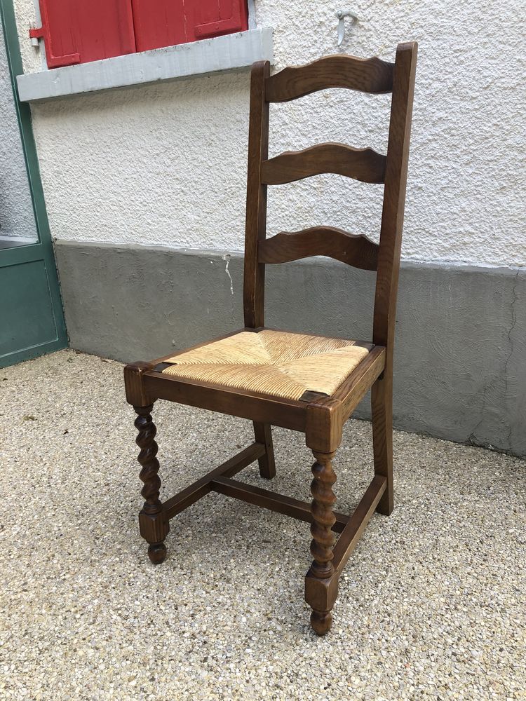 Chaises en bois massif (différents lots)