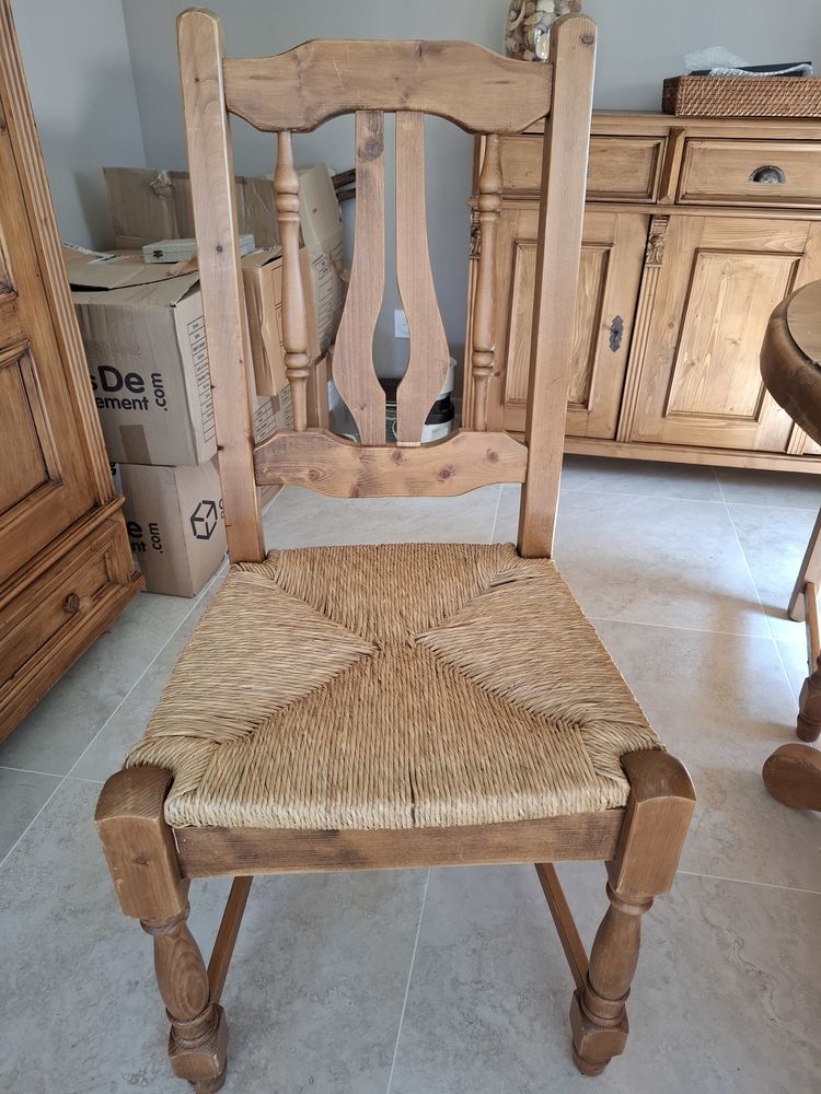 LOT 4 CHAISES BOIS MASSIF 120 Champagne-au-Mont-d'Or (69)