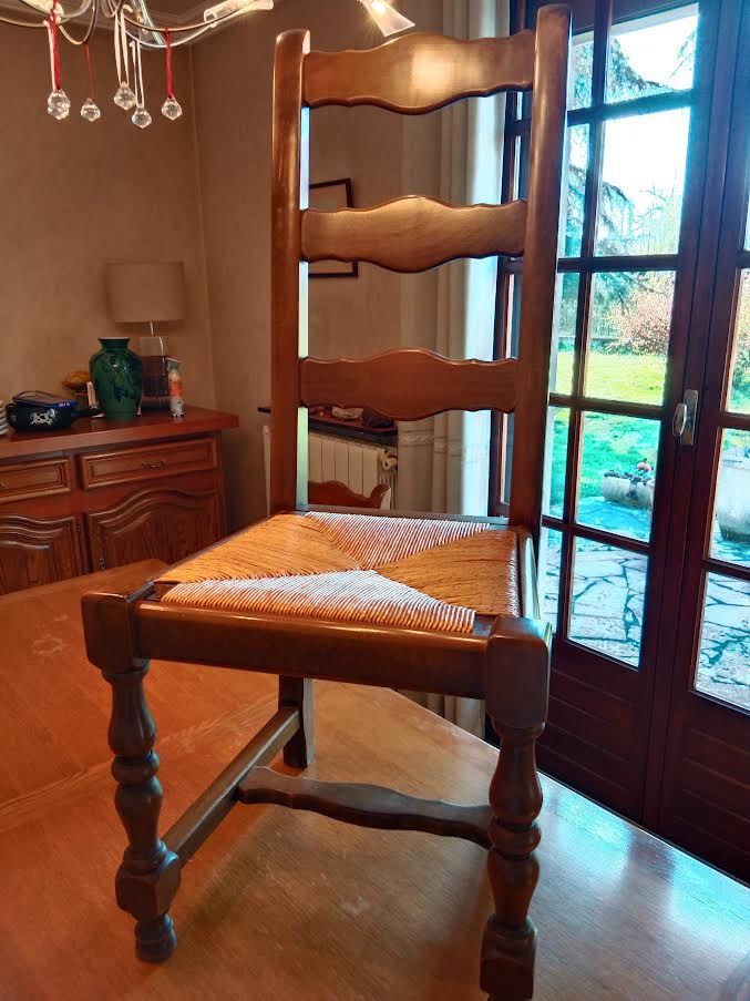 6 Chaises en bois massif 120 Graulhet (81)