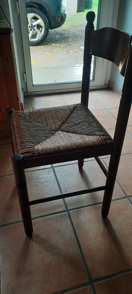 Chaises bois/osier cuisine 120 Colombier-Saugnieu (69)