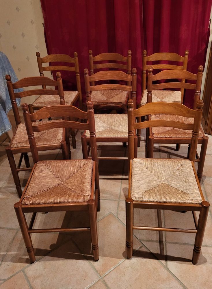 Lot de 08 chaises bois et paille 120 Montier-en-Der (52)
