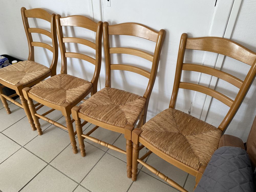 lot de 4 chaises en bois parfait �tat 20 Lys-lez-Lannoy (59)
