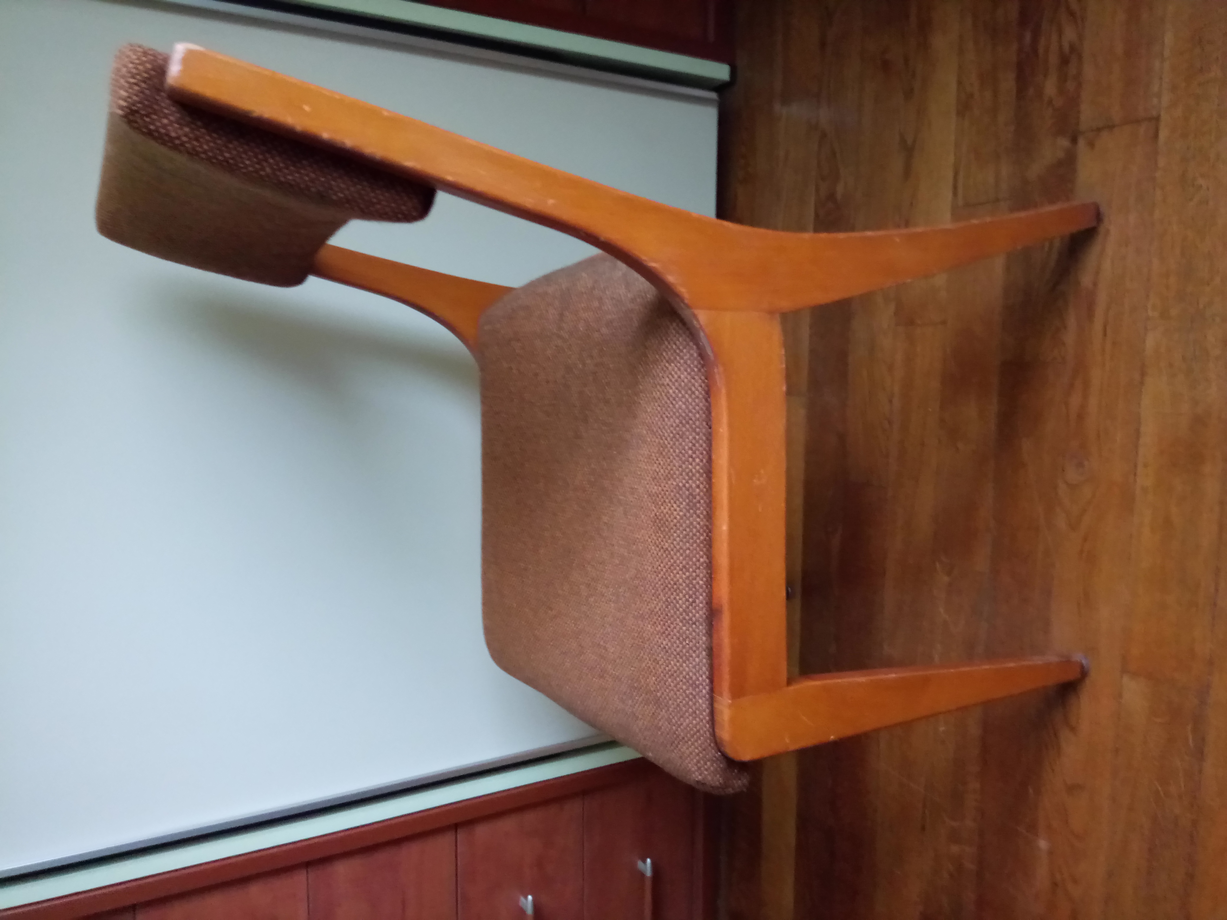 chaises bois et tissu 120 Amiens (80)