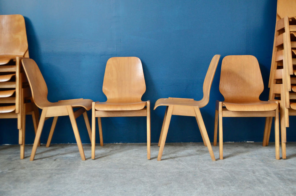 Lot de chaises en bois vintage scandinave anciennes design 125 Wintzenheim (68)