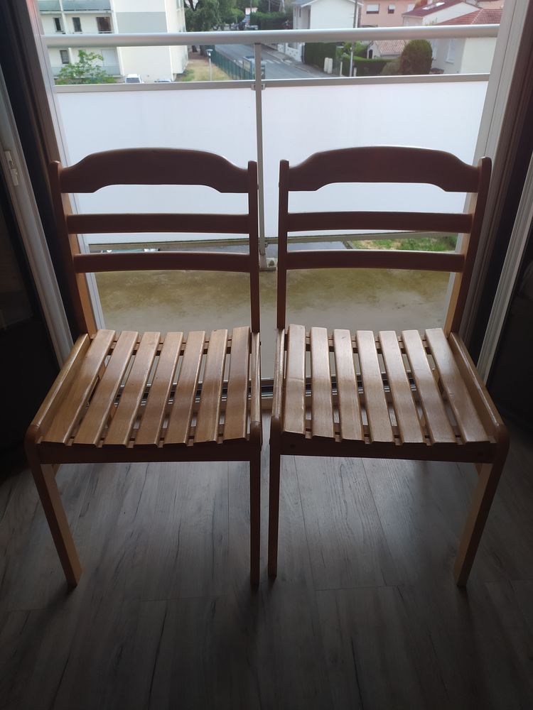2 chaises en bois 10 Talence (33)