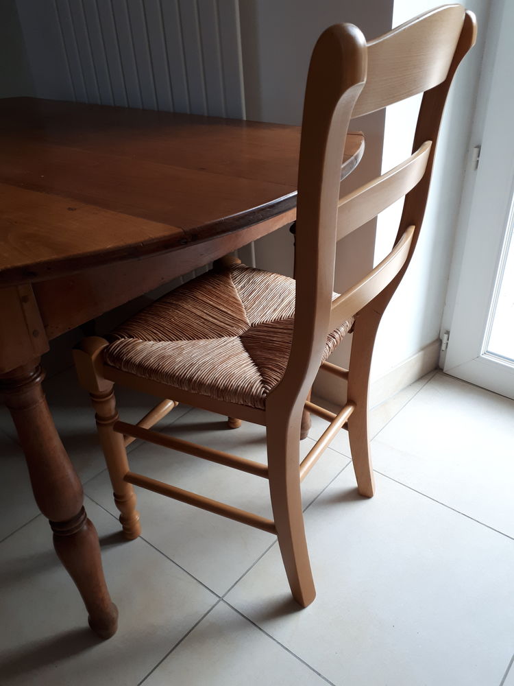 4 Chaises en bois 0 Cancale (35)