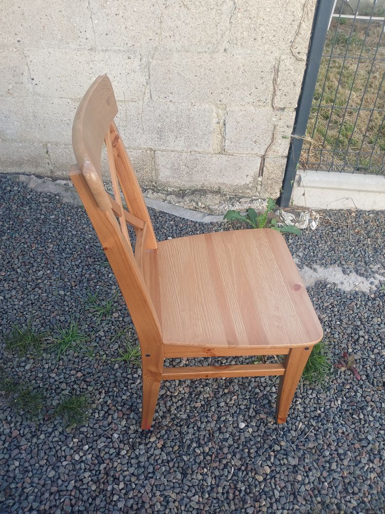 CHAISES EN BOIS 0 Dampierre-Saint-Nicolas (76)