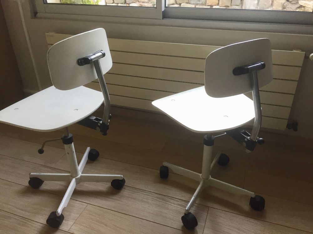 2 chaises de bureau 0 Dampierre-en-Yvelines (78)