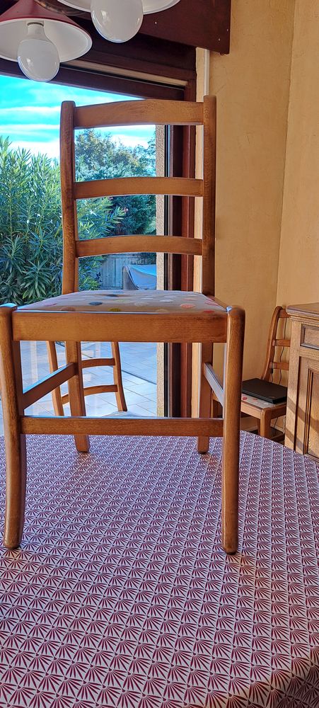 Chaises en chene clair massif 120 Oeyreluy (40)