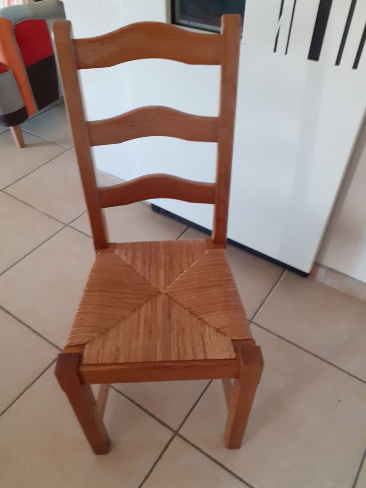 Lot de 6 chaises en ch�ne 90 Le Fenouiller (85)