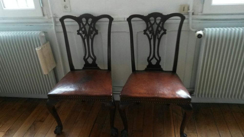 4 Chaises Chippendale en cuir en bon �tat 400 Saumur (49)