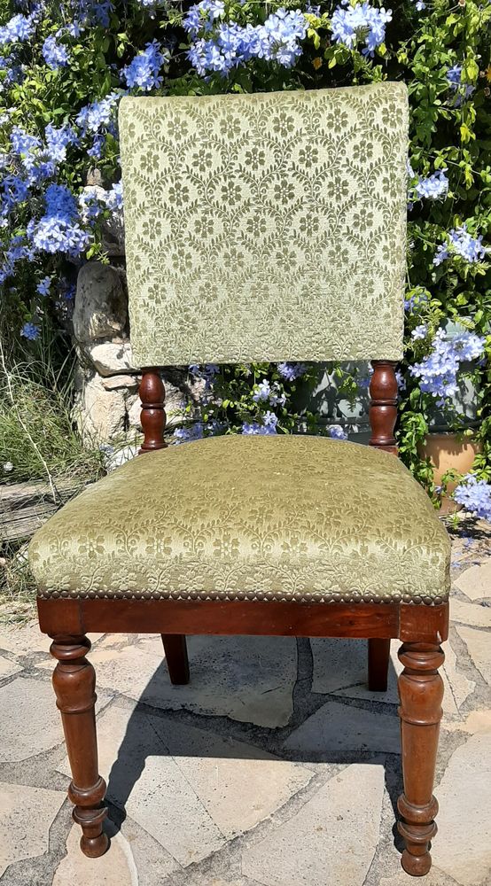 Chaises (4) confortables de salon ou de salle � manger 190 Saint-Paul (06)