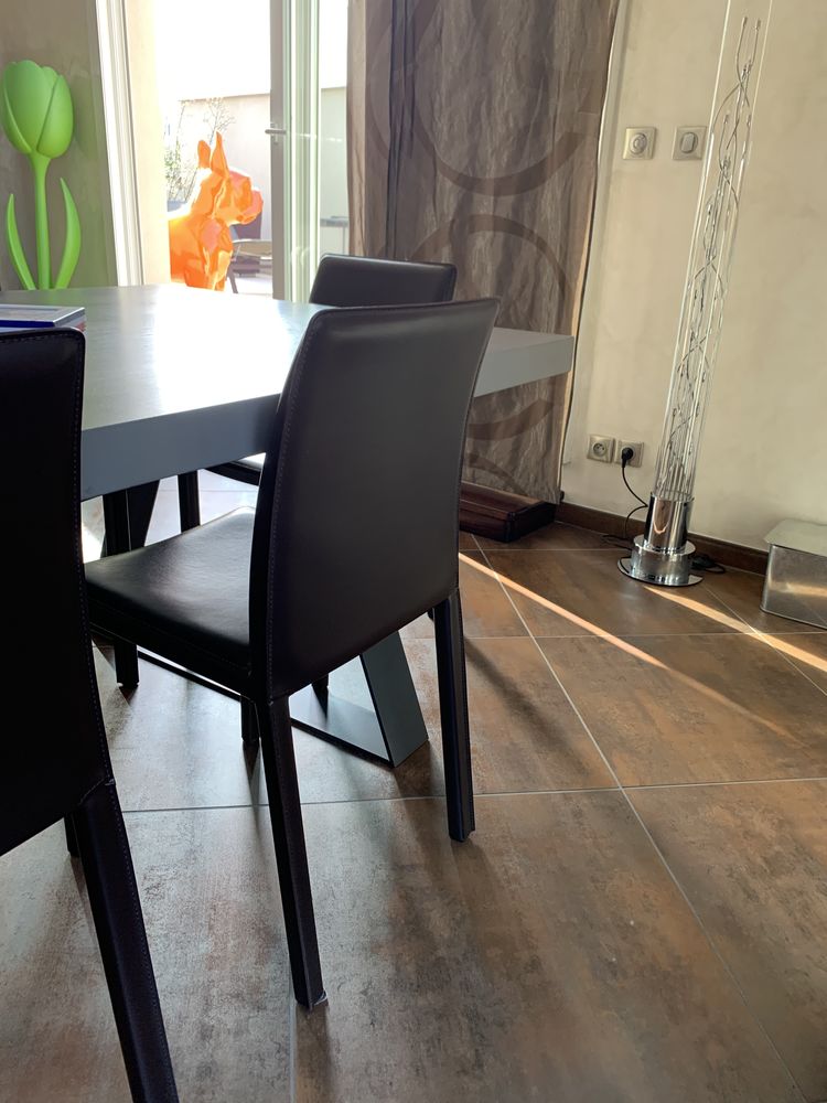 6 chaises cuir de salle � manger 500 Villeurbanne (69)