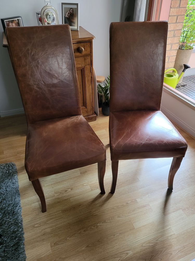 6 CHAISES CUIR VIEILLI VINTAGE 400 Croix (59)