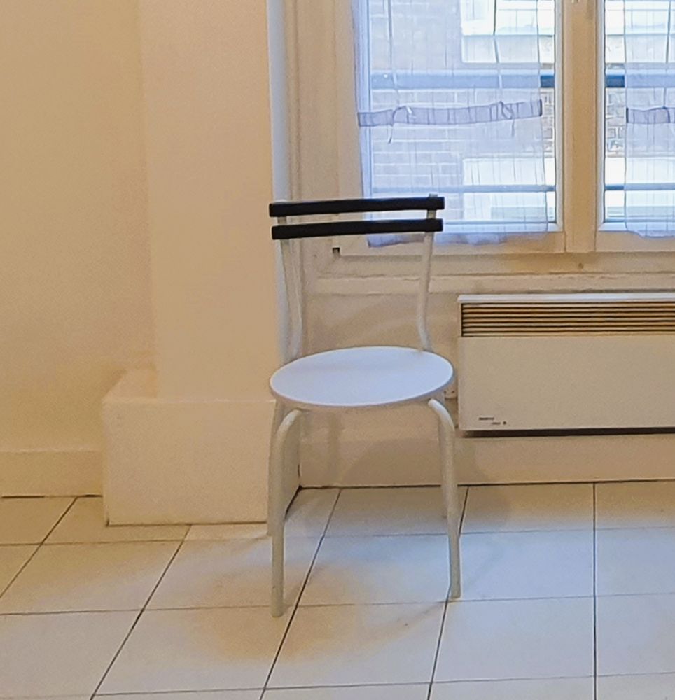 3 CHAISES DE CUISINE EN BOIS 35 Paris 11 (75)