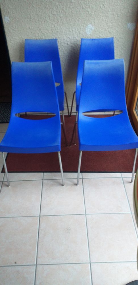 4 chaises de cuisine PVC empilables 60 Nantes (44)