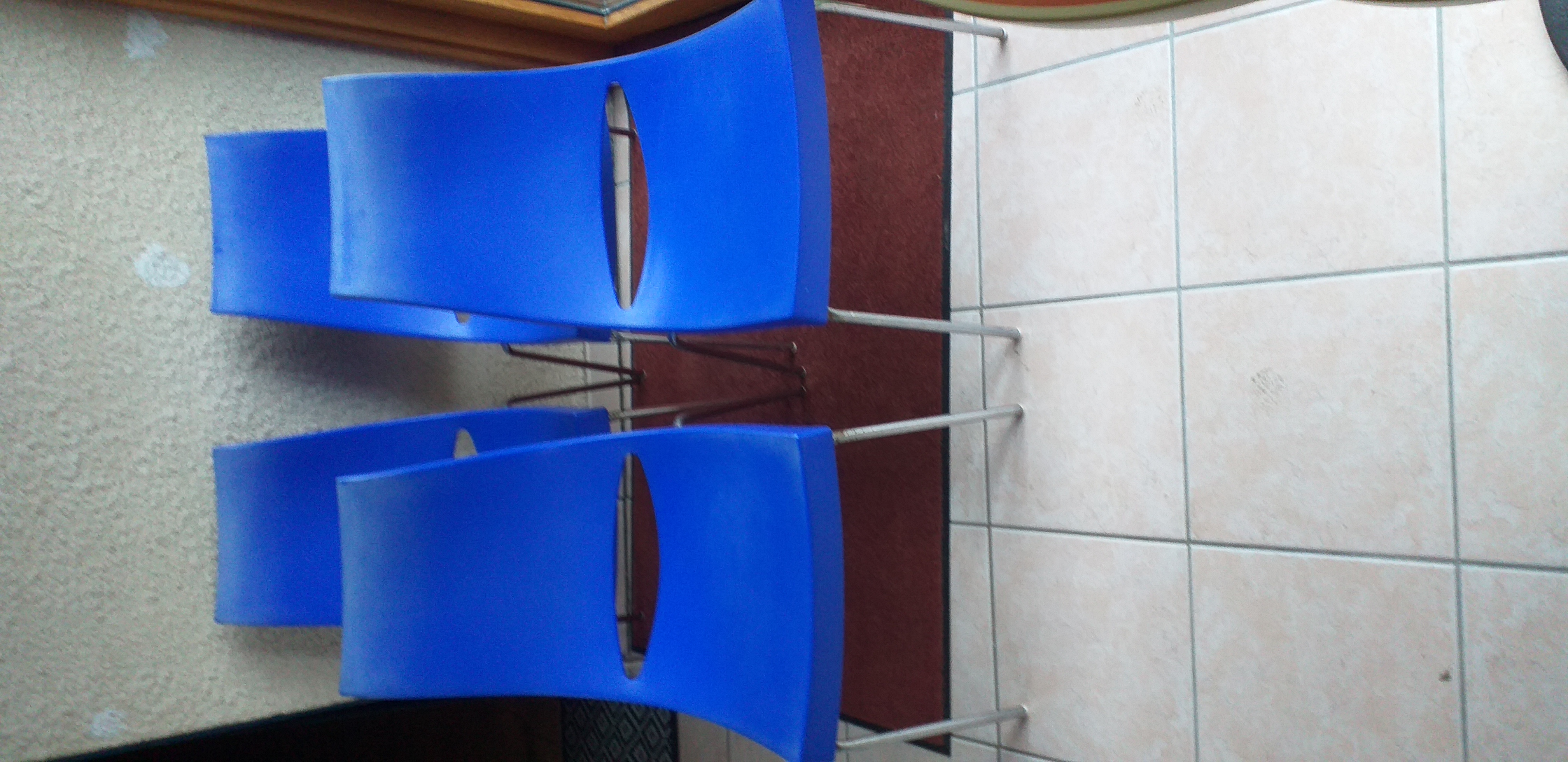4 chaises de cuisine plastique empilables 60 Nantes (44)