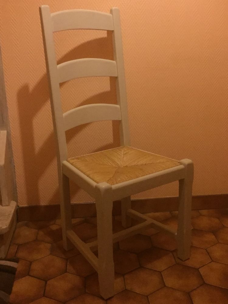  CHAISES  DE CUISINE 0 Senlis (60)