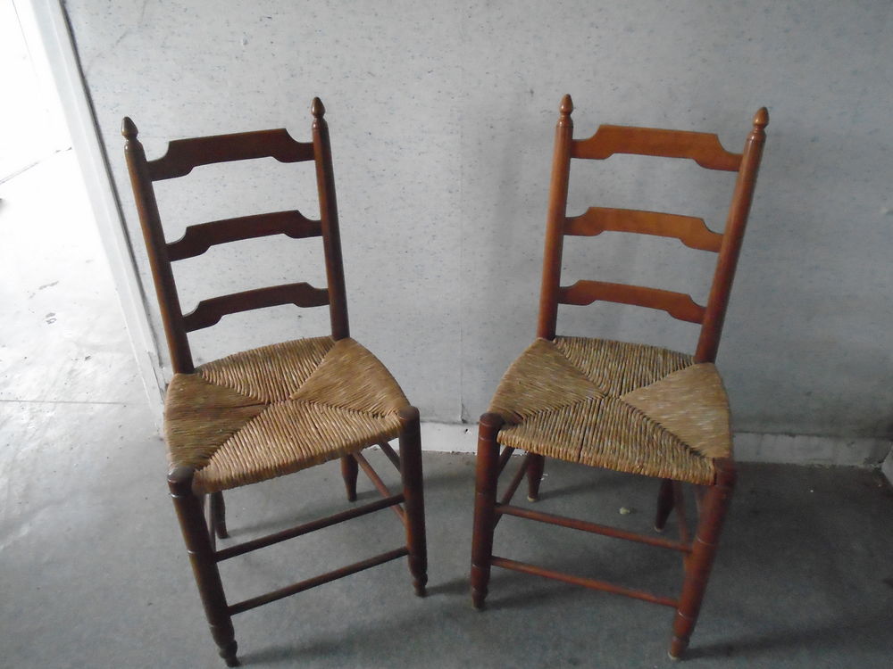 2 chaises de cuisine 20 Lu�on (85)