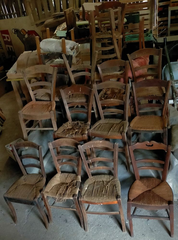 Chaises empaill�es 20 Bourg-de-P�age (26)