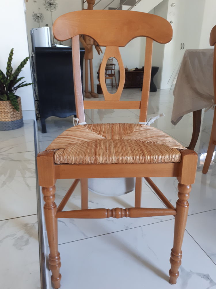 4 chaises �tait neuf 0 Cagnes-sur-Mer (06)