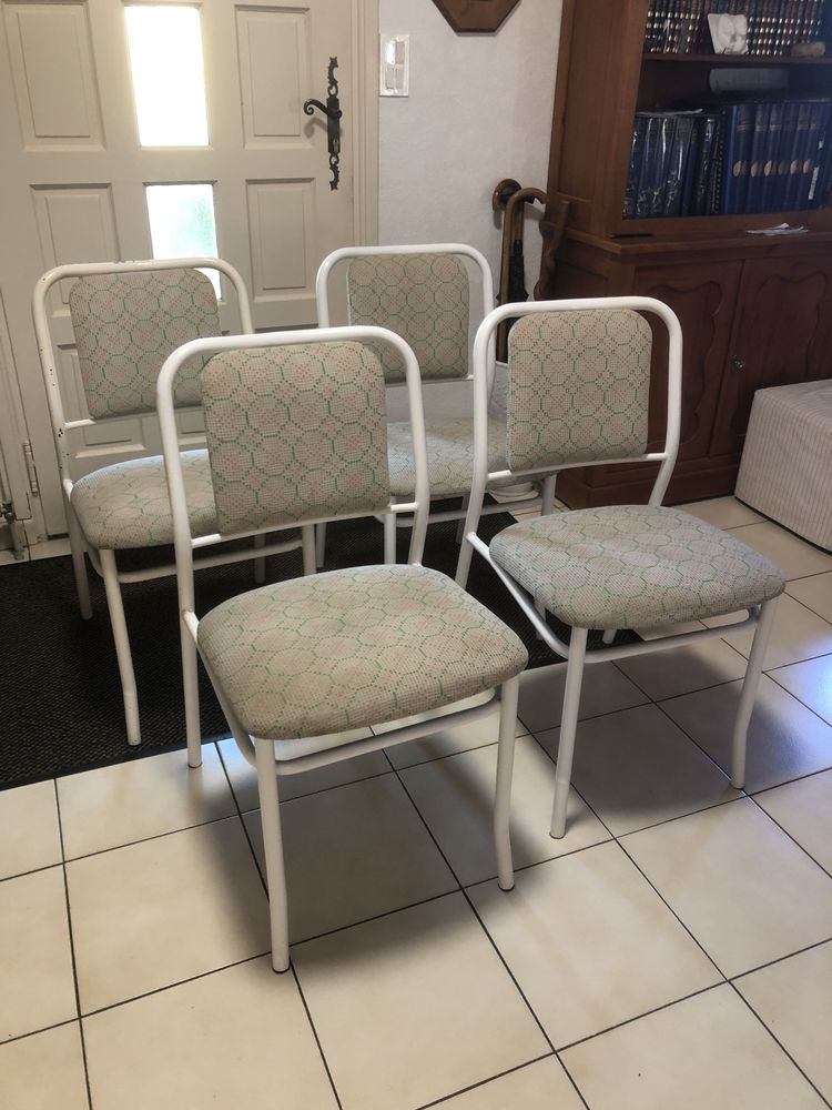 chaises (4)en excellent  �tat , tr�s robustes et confortables 40 Soissons (02)