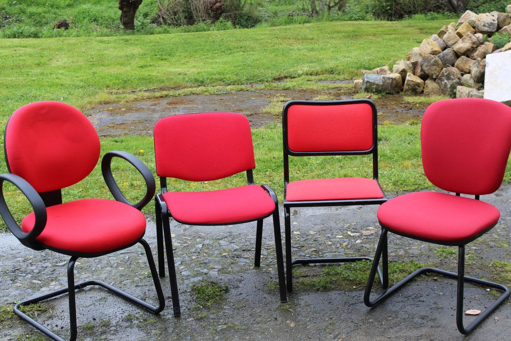 Chaises, fauteuils, �tag�re et porte manteau 20 M�nil (53)