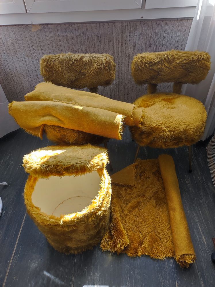 Chaises fourrure synth�tique Vintage ann�es 60 100 Levallois-Perret (92)