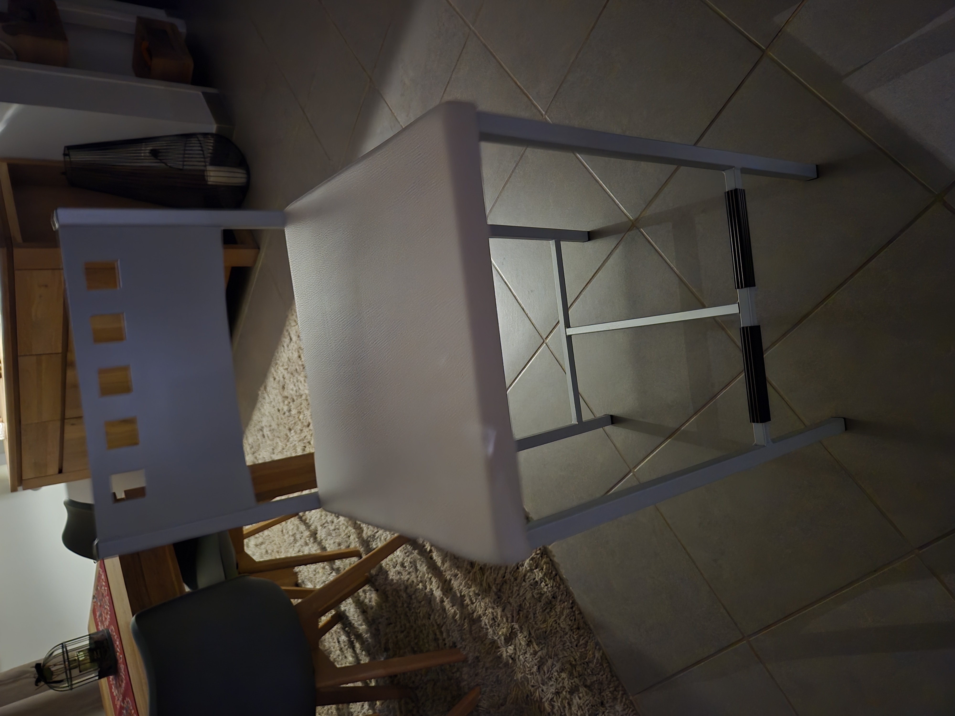 Lot de 4 chaises hautes de cuisine
150 Saint-Blaise (74)