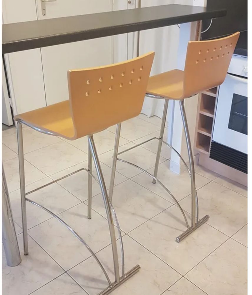 CHAISES HAUTES DE BAR 70 Mandelieu-la-Napoule (06)