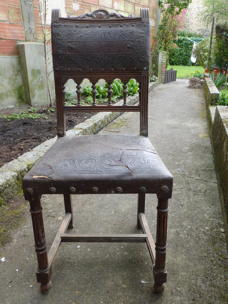 lot de 8 Chaises HENRI II vintage 42 L'Aigle (61)