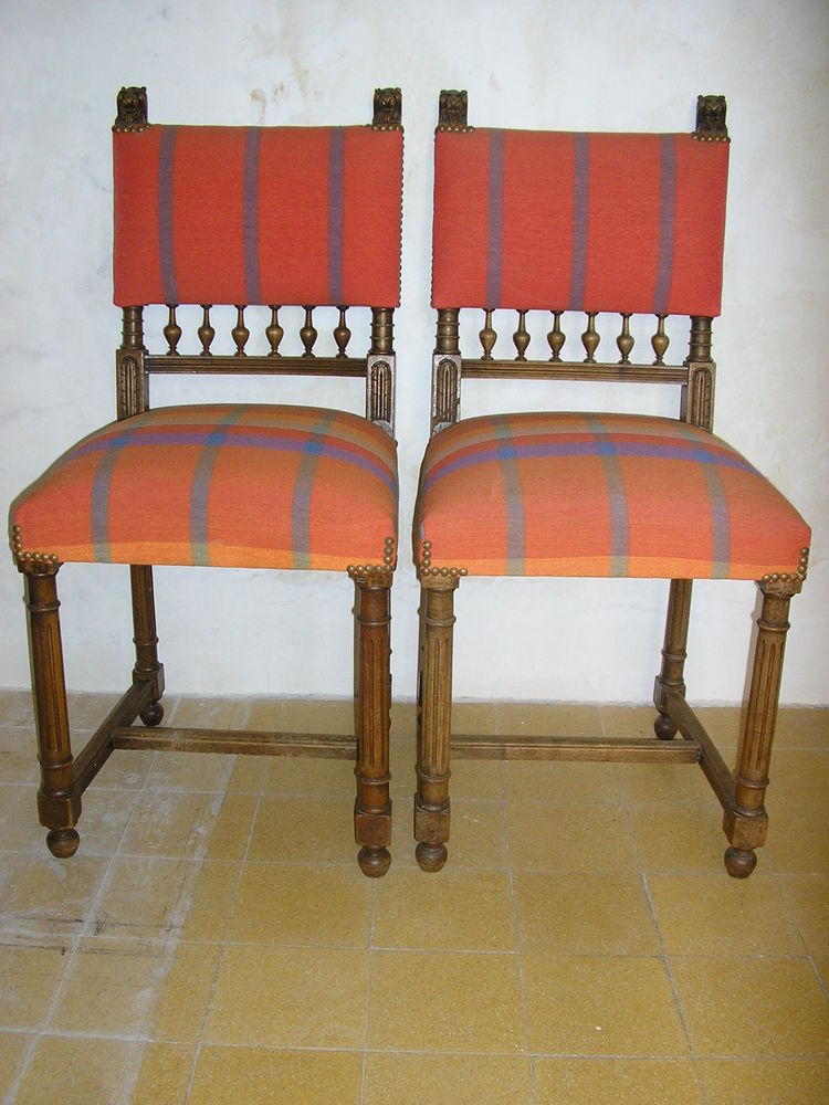 Chaises Henri 2 220 N�mes (30)