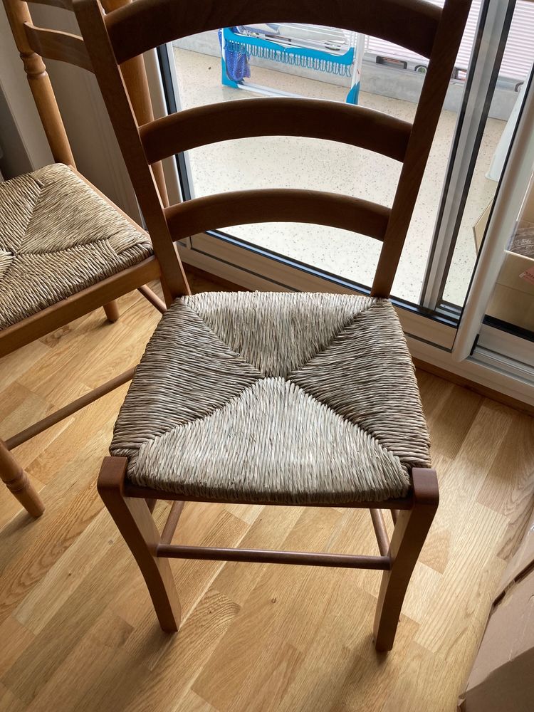 6 chaises en h�tre fond tressage v�g�tal 60 M�rignac (33)