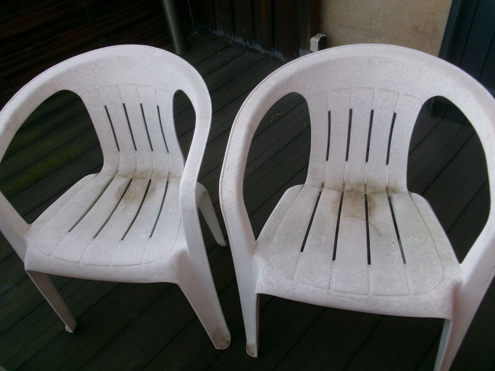 2 chaises de jardin philibert empilable 14 P�ronnas (01)