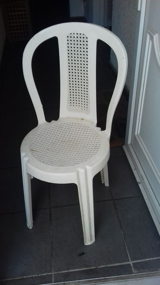 chaises de jardin 20 Laloub�re (65)