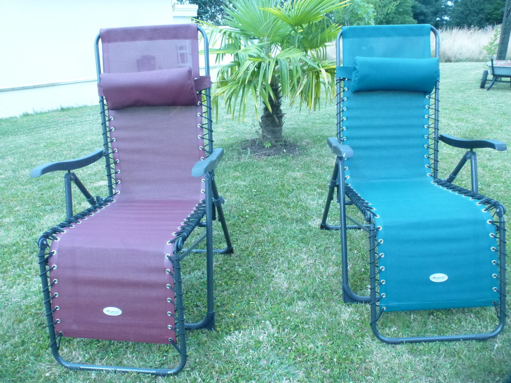 CHAISES LONGUES HESPERIDE 170 Mazi�res-en-G�tine (79)