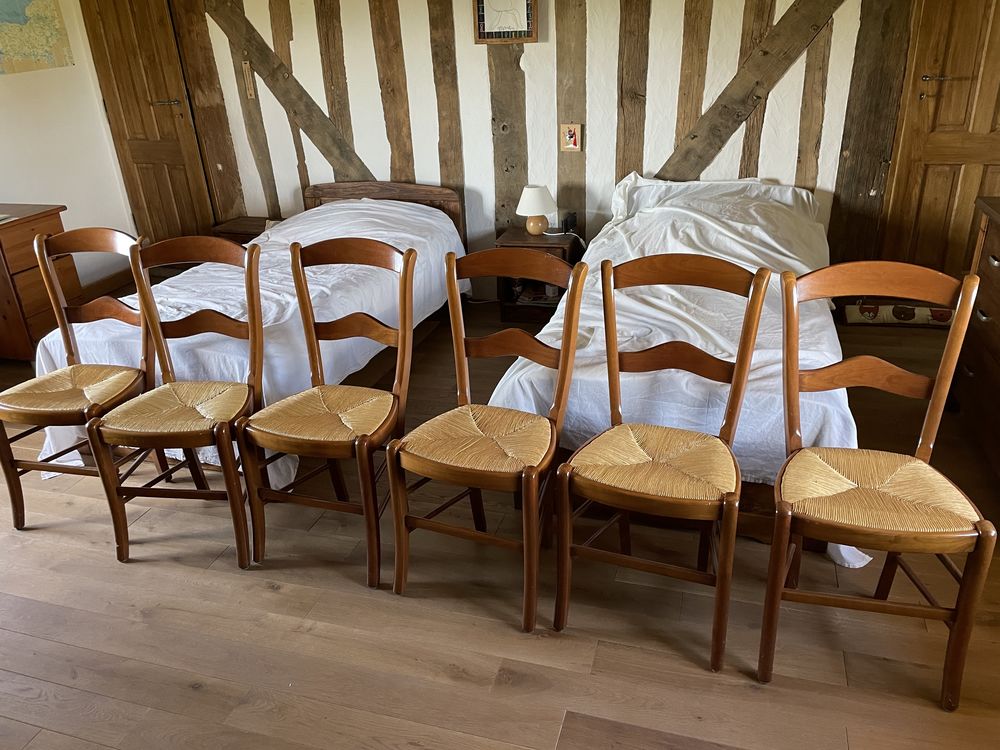 lot 6 chaises en merisier en tr�s bon �tat 140 Saint-Julien-le-Faucon (14)