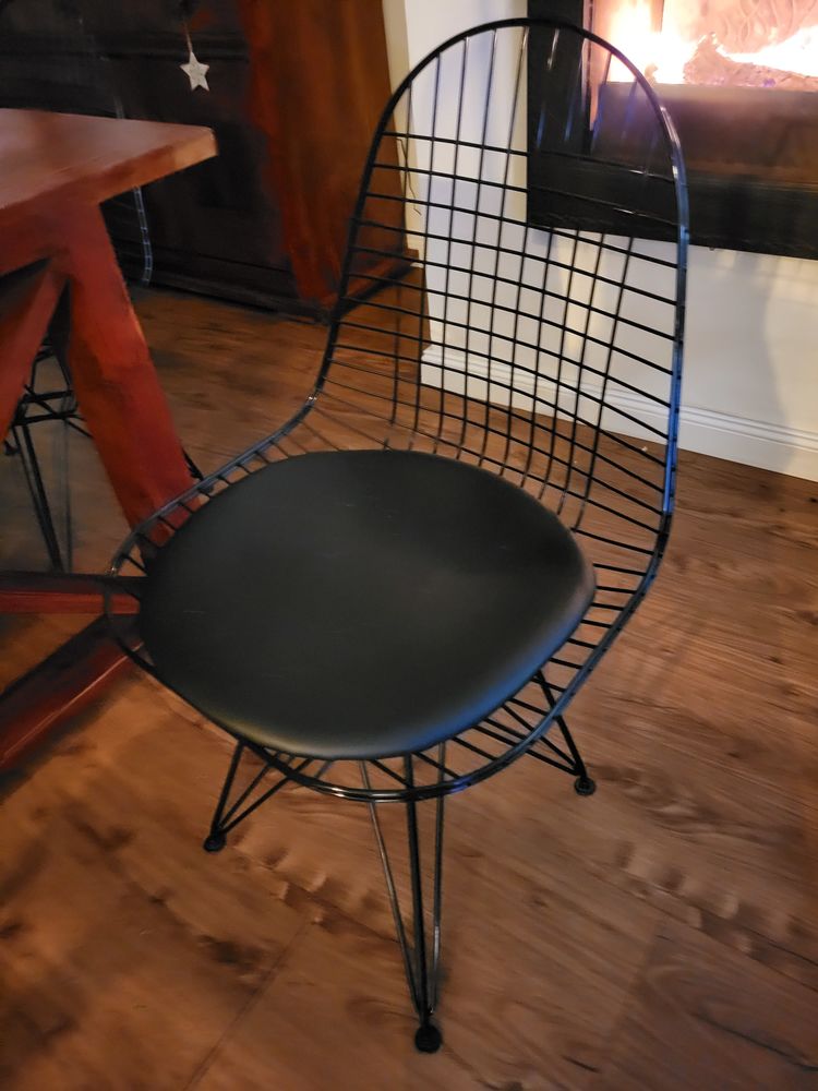 Chaises en m�tal noir 120 Terville (57)