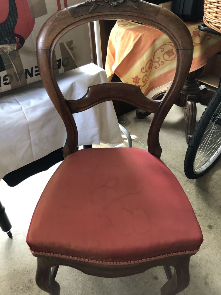 chaises en noyer 45 Aubagne (13)