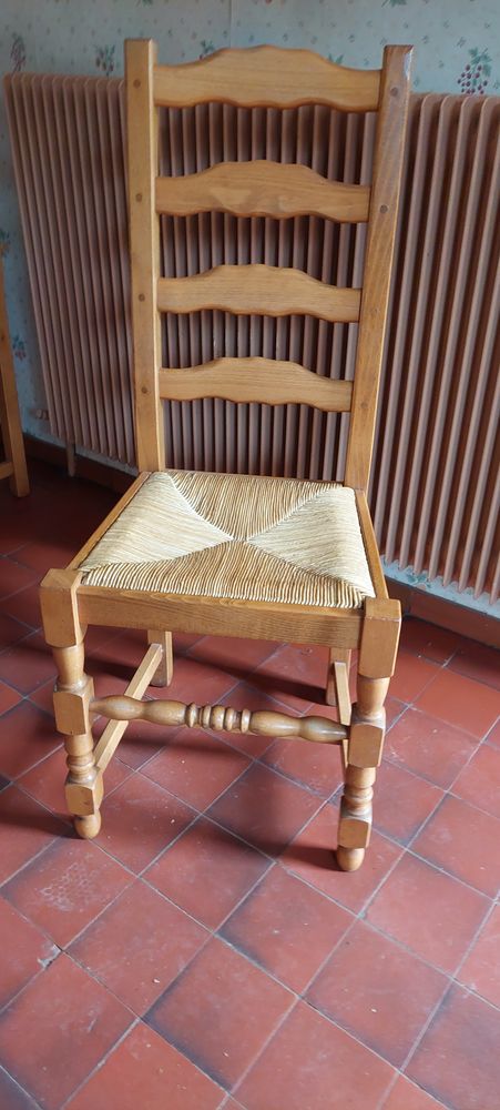 8 chaises paille 0 Mercatel (62)