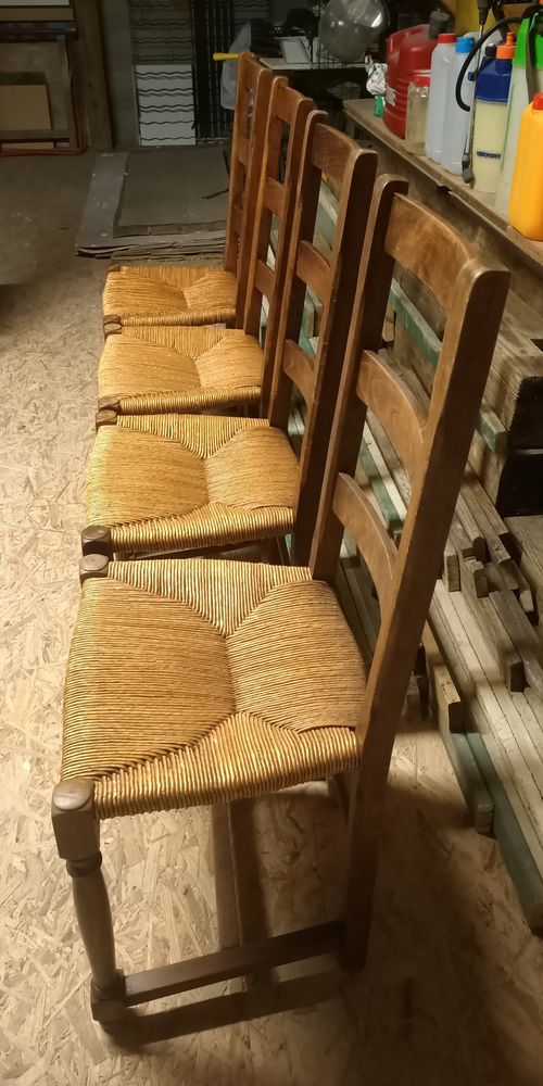 Lot 4 chaises paill�es dossier haut en TBE 60 Dracy-le-Fort (71)