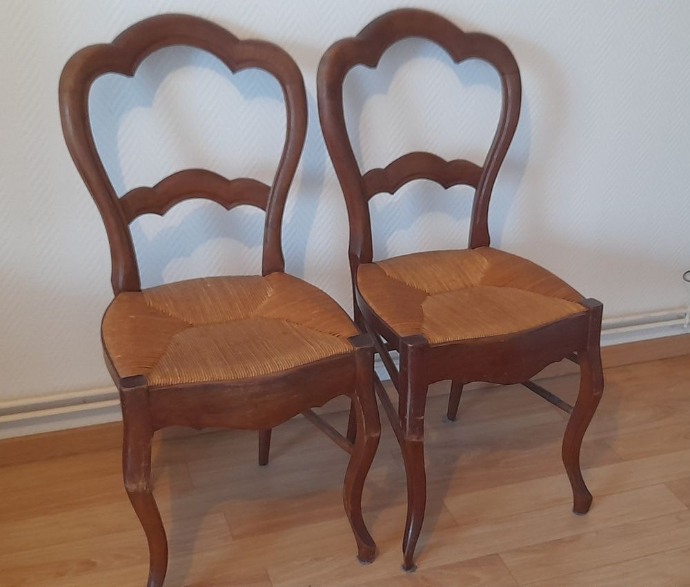 4 chaises paill�es 20 Bourg-en-Bresse (01)