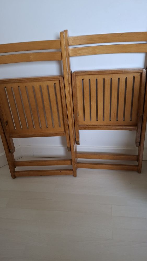 2 Chaises pliantes bois 20 Saint-P�re-en-Retz (44)