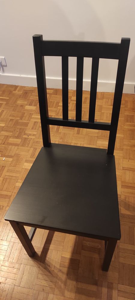 4 Chaises pour salle a manger Stefan
IKEA
40 Paris 15 (75)