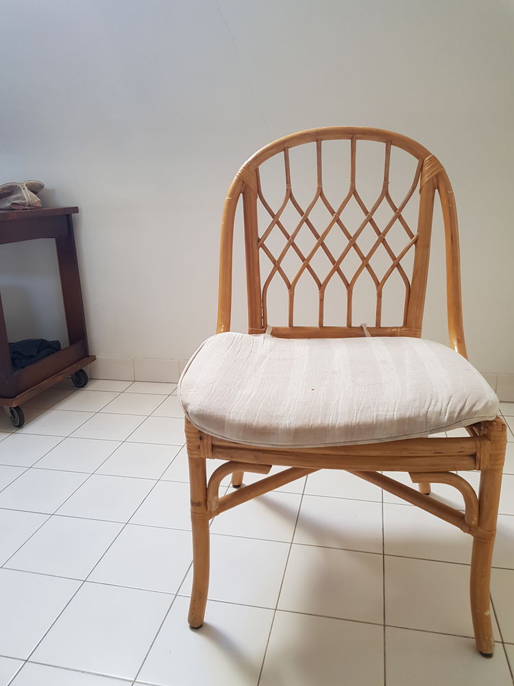 2 CHAISES EN ROTIN 80 Paris 19 (75)