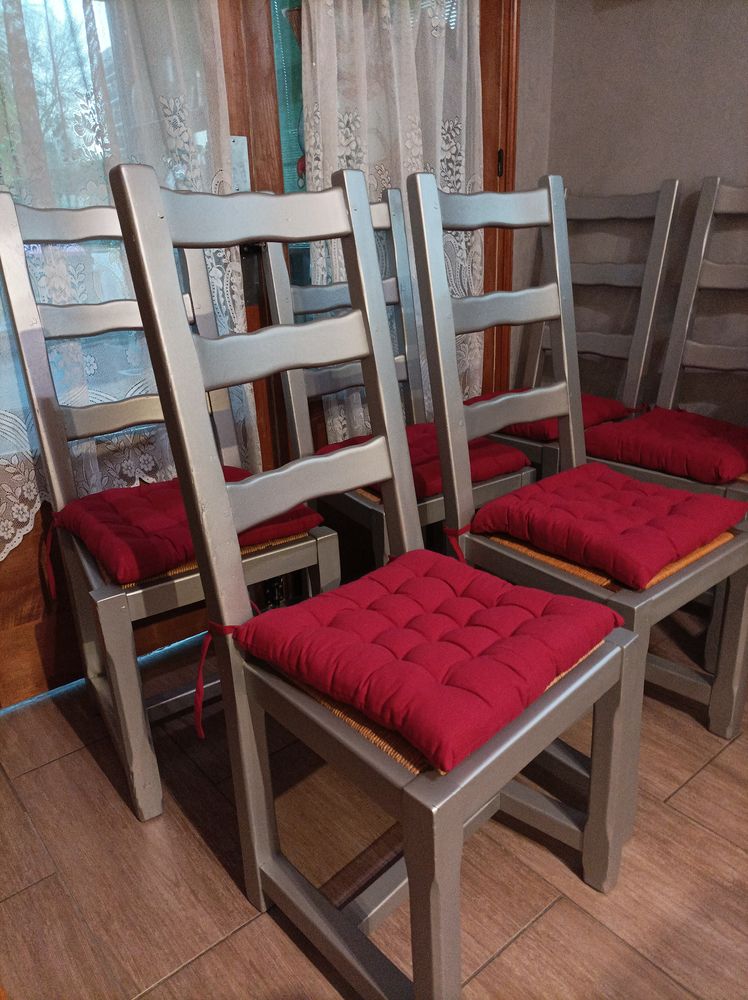 chaises rustiques bois 280 Argenteuil (95)