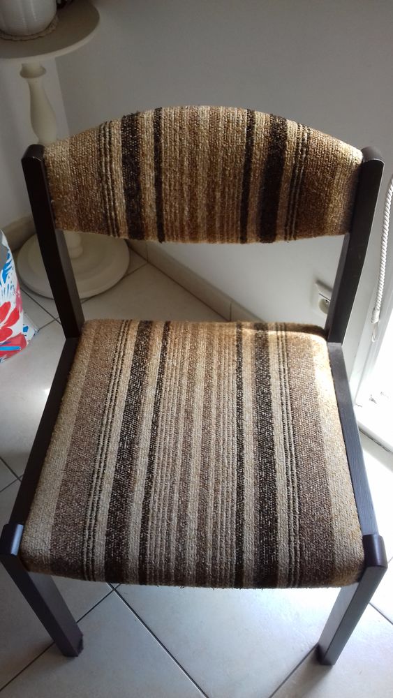 chaises salle � manger 120 Riantec (56)