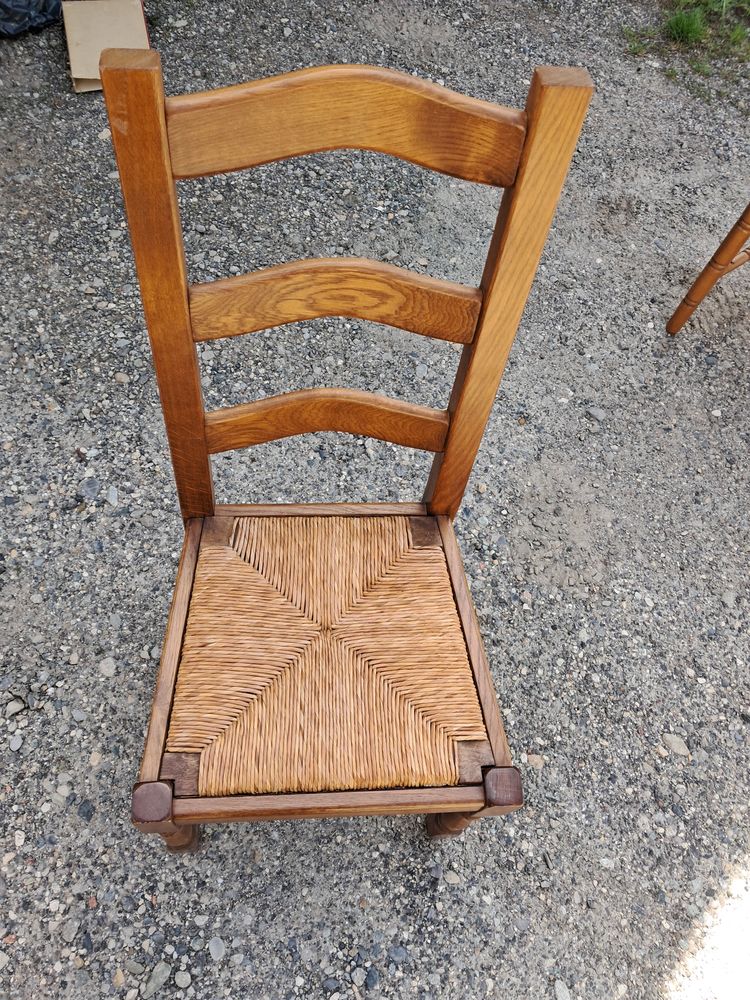 chaises salle � manger - ch�ne - assise paille tress�e - 150 Le Gua (38)