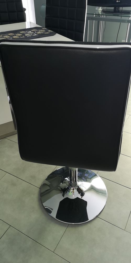 Chaises salle � manger 50 Bavans (25)